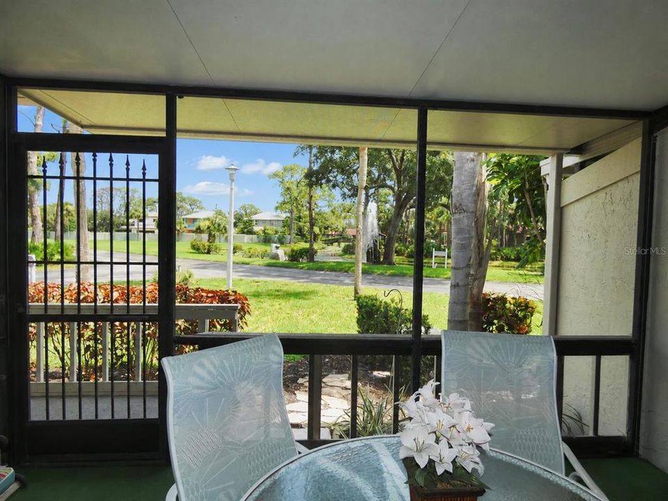 En Venta: $375,000 (3 camas, 3 baños, 1933 Pies cuadrados)