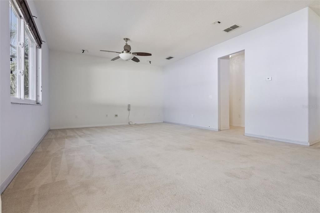 For Sale: $534,900 (4 beds, 2 baths, 3111 Square Feet)