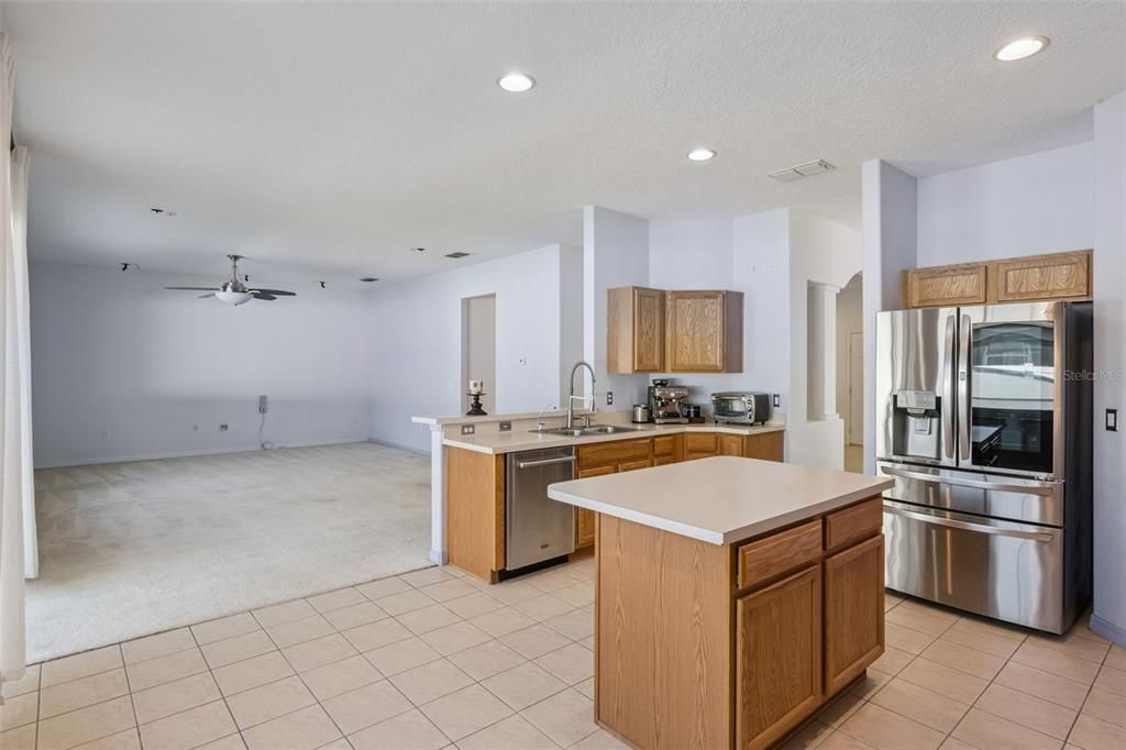 For Sale: $534,900 (4 beds, 2 baths, 3111 Square Feet)