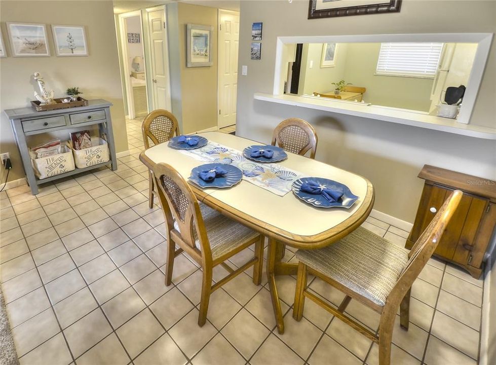 : $455,000 (2 beds, 2 baths, 966 Square Feet)