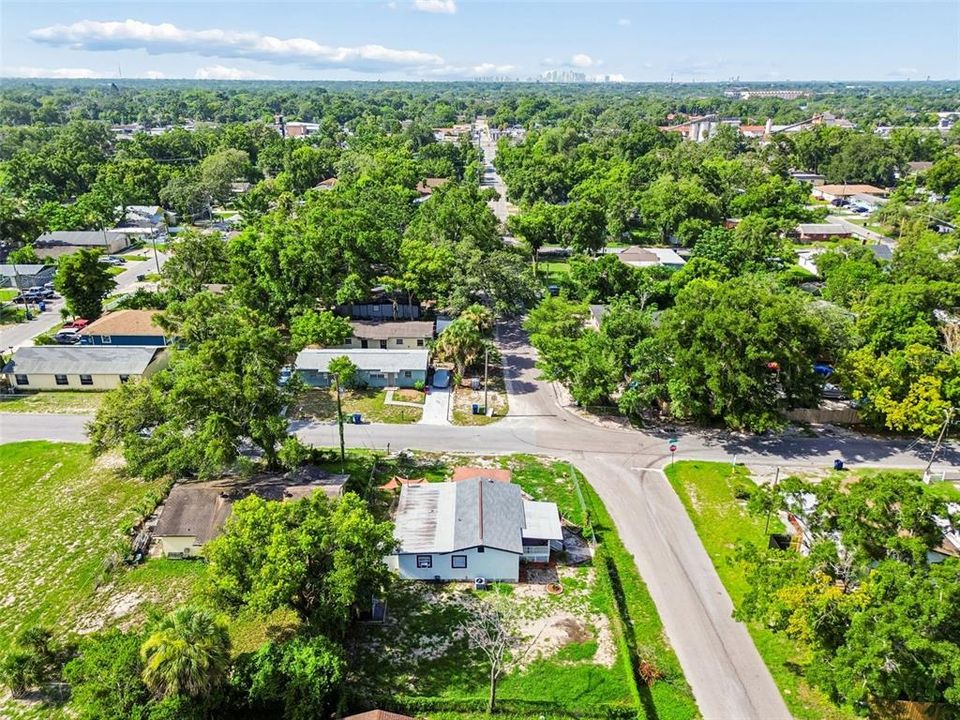 На продажу: $330,000 (3 спален, 2 ванн, 1024 Квадратных фут)