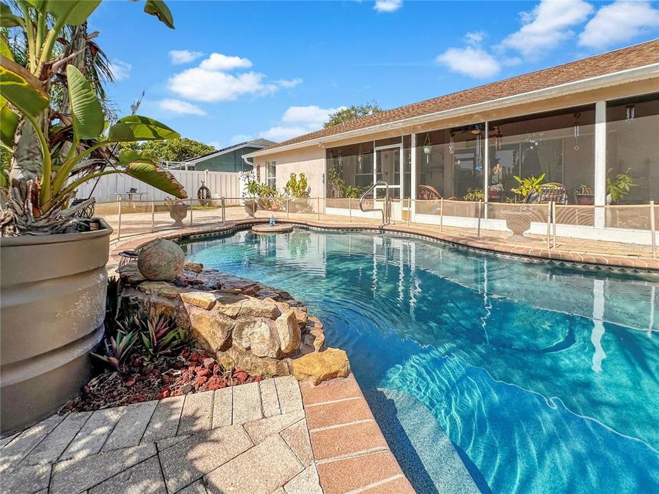 En Venta: $398,000 (3 camas, 2 baños, 1440 Pies cuadrados)