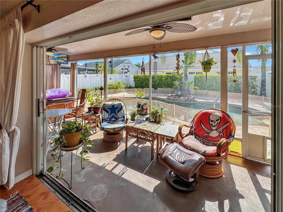 En Venta: $398,000 (3 camas, 2 baños, 1440 Pies cuadrados)