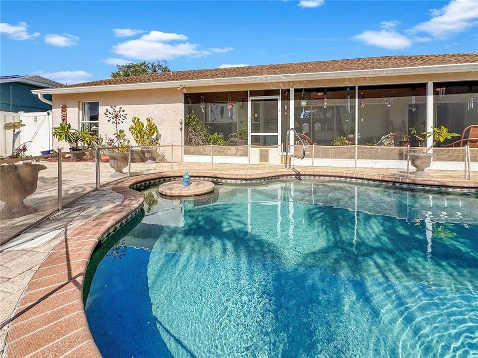 En Venta: $398,000 (3 camas, 2 baños, 1440 Pies cuadrados)