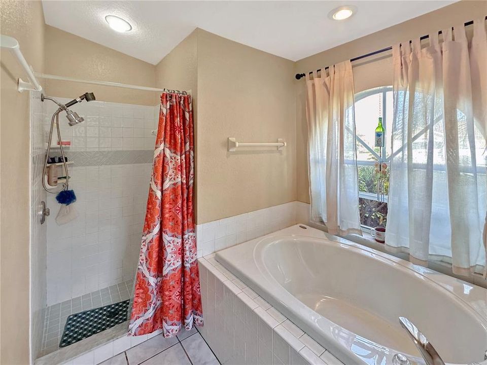 En Venta: $398,000 (3 camas, 2 baños, 1440 Pies cuadrados)