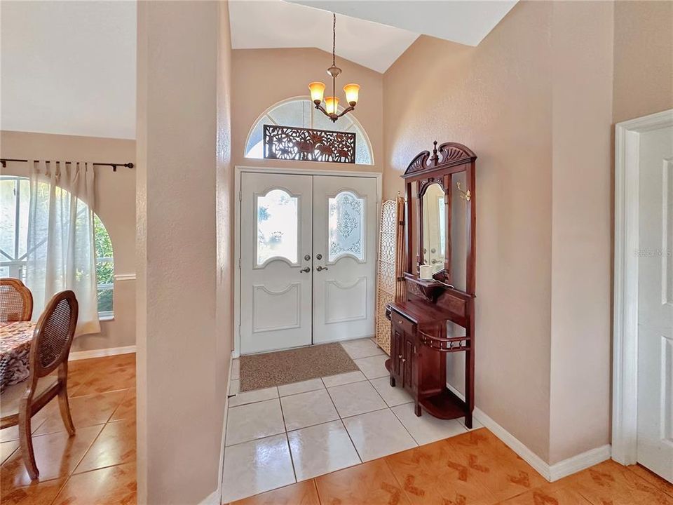 En Venta: $398,000 (3 camas, 2 baños, 1440 Pies cuadrados)