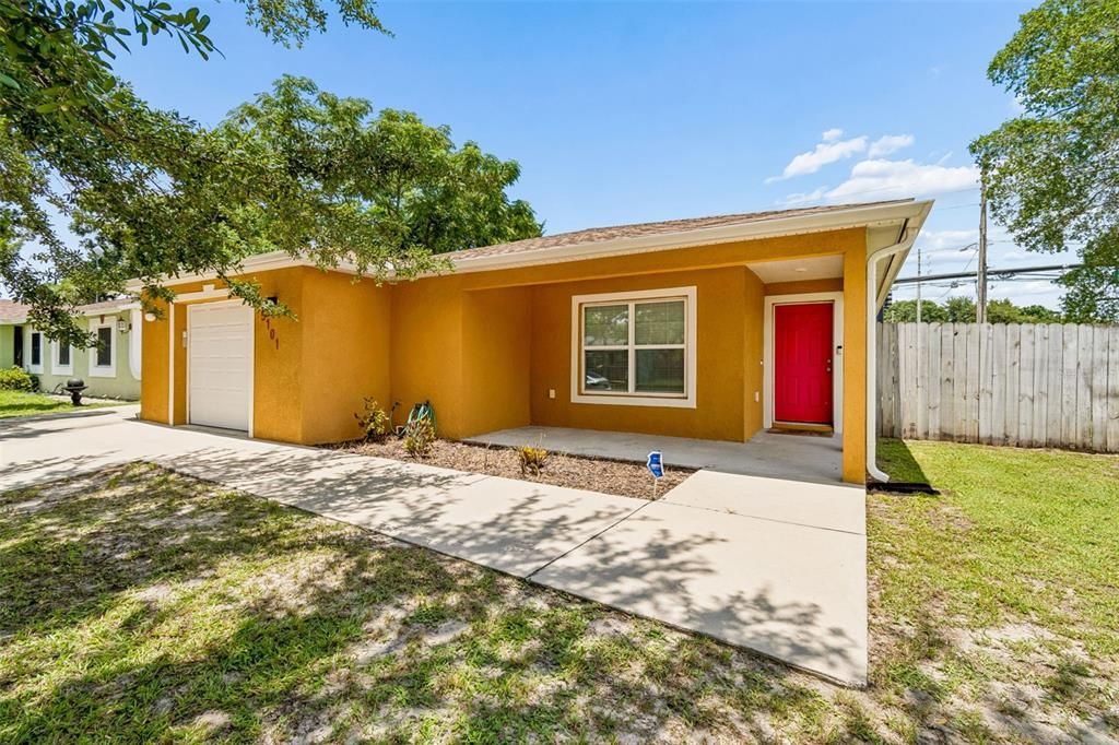 For Rent: $2,650 (3 beds, 2 baths, 1395 Square Feet)