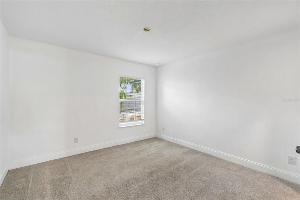 For Rent: $2,650 (3 beds, 2 baths, 1395 Square Feet)