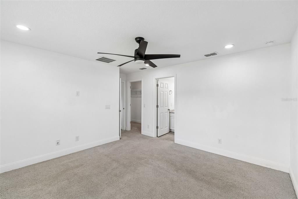 For Rent: $2,650 (3 beds, 2 baths, 1395 Square Feet)