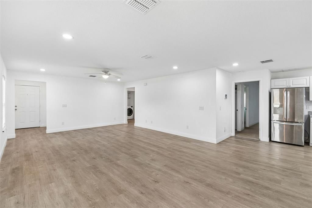 For Rent: $2,650 (3 beds, 2 baths, 1395 Square Feet)