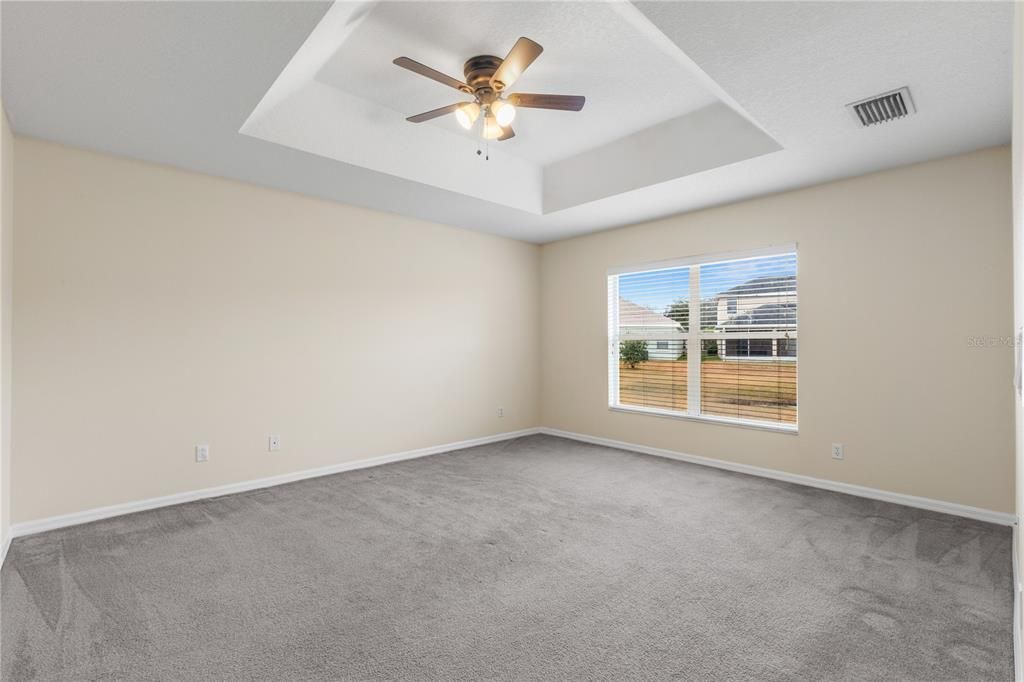 En Venta: $394,740 (4 camas, 3 baños, 2195 Pies cuadrados)