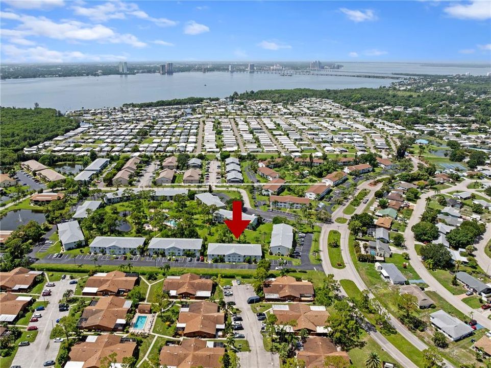На продажу: $145,900 (2 спален, 2 ванн, 1080 Квадратных фут)