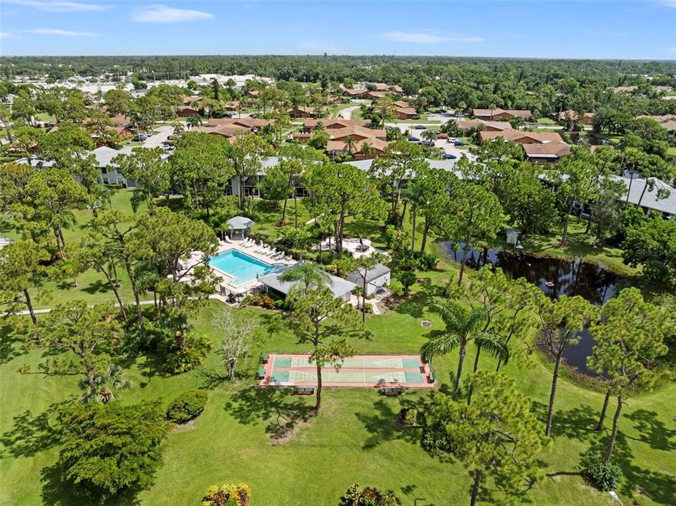 На продажу: $145,900 (2 спален, 2 ванн, 1080 Квадратных фут)