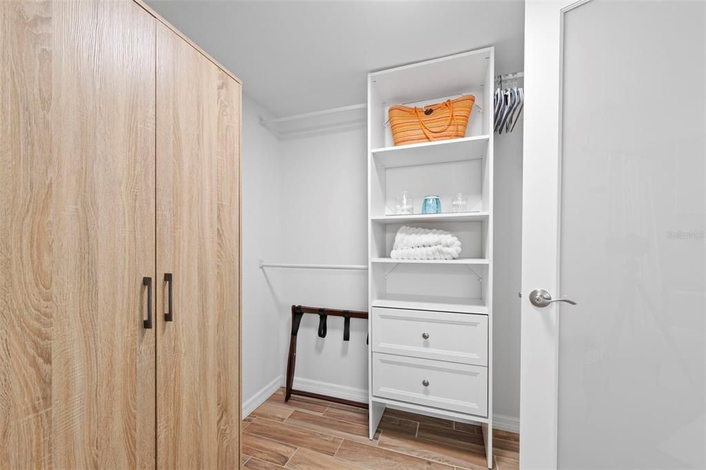 На продажу: $145,900 (2 спален, 2 ванн, 1080 Квадратных фут)