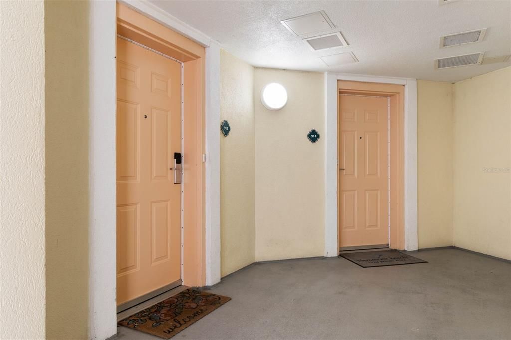 На продажу: $945,000 (3 спален, 3 ванн, 1818 Квадратных фут)