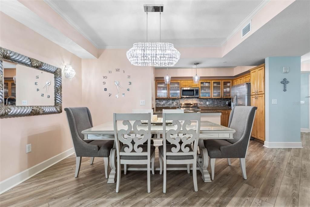 На продажу: $945,000 (3 спален, 3 ванн, 1818 Квадратных фут)