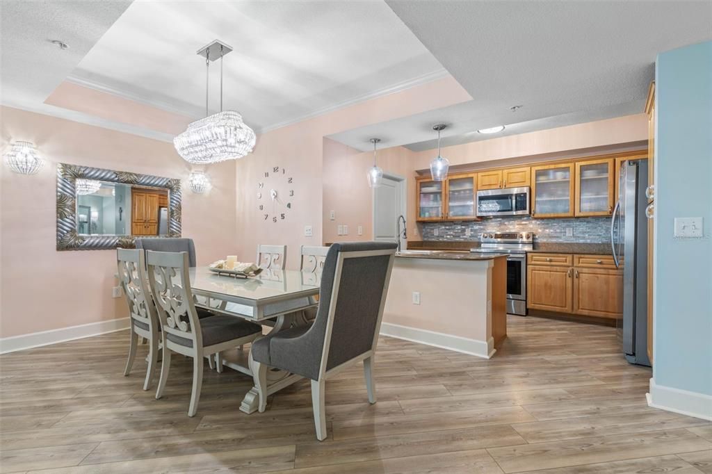 На продажу: $945,000 (3 спален, 3 ванн, 1818 Квадратных фут)