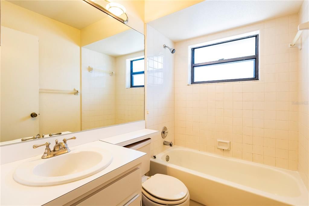 В аренду: $2,195 (3 спален, 2 ванн, 1499 Квадратных фут)