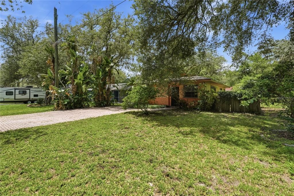 En Venta: $349,900 (2 camas, 2 baños, 1288 Pies cuadrados)