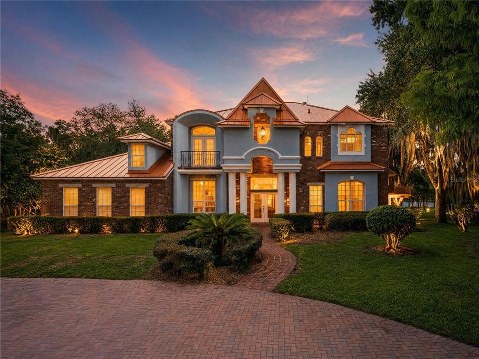 En Venta: $2,499,999 (5 camas, 4 baños, 4532.5 Pies cuadrados)