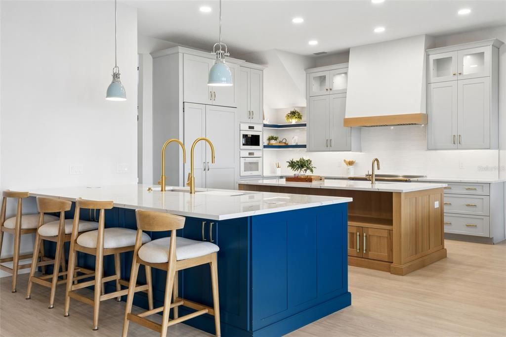 En Venta: $2,499,999 (5 camas, 4 baños, 4532.5 Pies cuadrados)