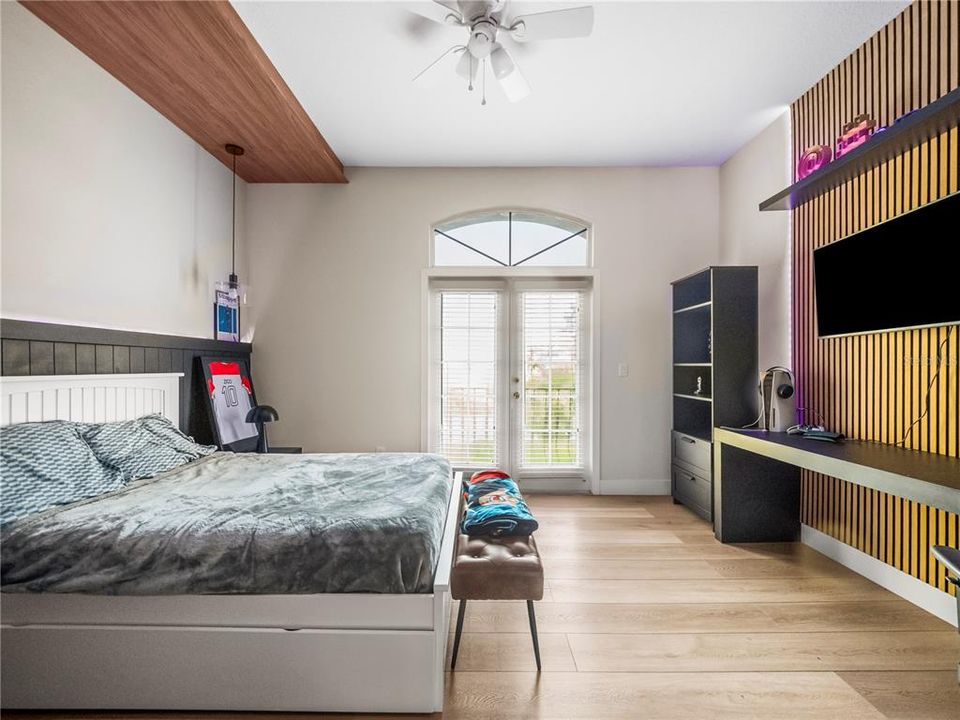 En Venta: $2,499,999 (5 camas, 4 baños, 4532.5 Pies cuadrados)