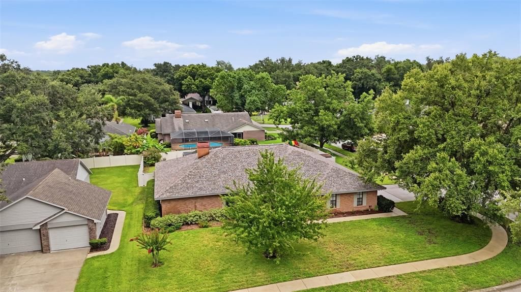 En Venta: $549,500 (4 camas, 3 baños, 2571 Pies cuadrados)