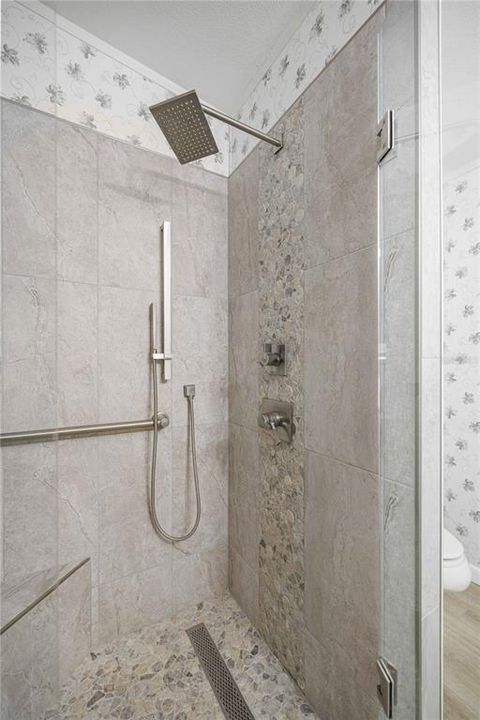 На продажу: $225,000 (2 спален, 2 ванн, 1367 Квадратных фут)