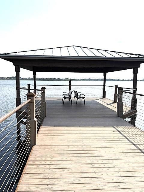 For Sale: $330,000 (2 beds, 2 baths, 1464 Square Feet)