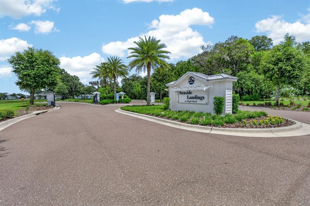 待售: $263,900 (0.26 acres)