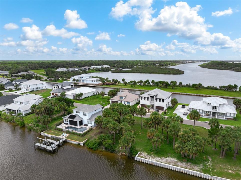 待售: $263,900 (0.26 acres)