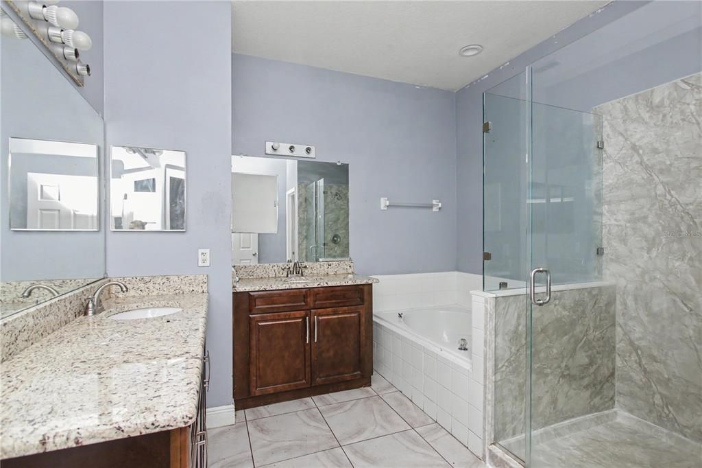 Active With Contract: $359,888 (4 beds, 2 baths, 1972 Square Feet)
