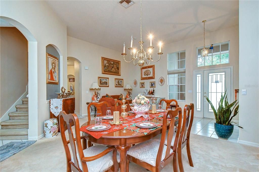 En Venta: $615,000 (5 camas, 4 baños, 3091 Pies cuadrados)