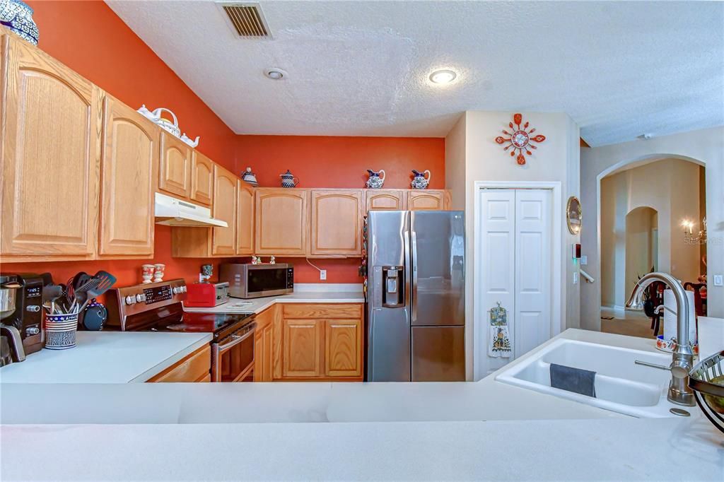 En Venta: $615,000 (5 camas, 4 baños, 3091 Pies cuadrados)