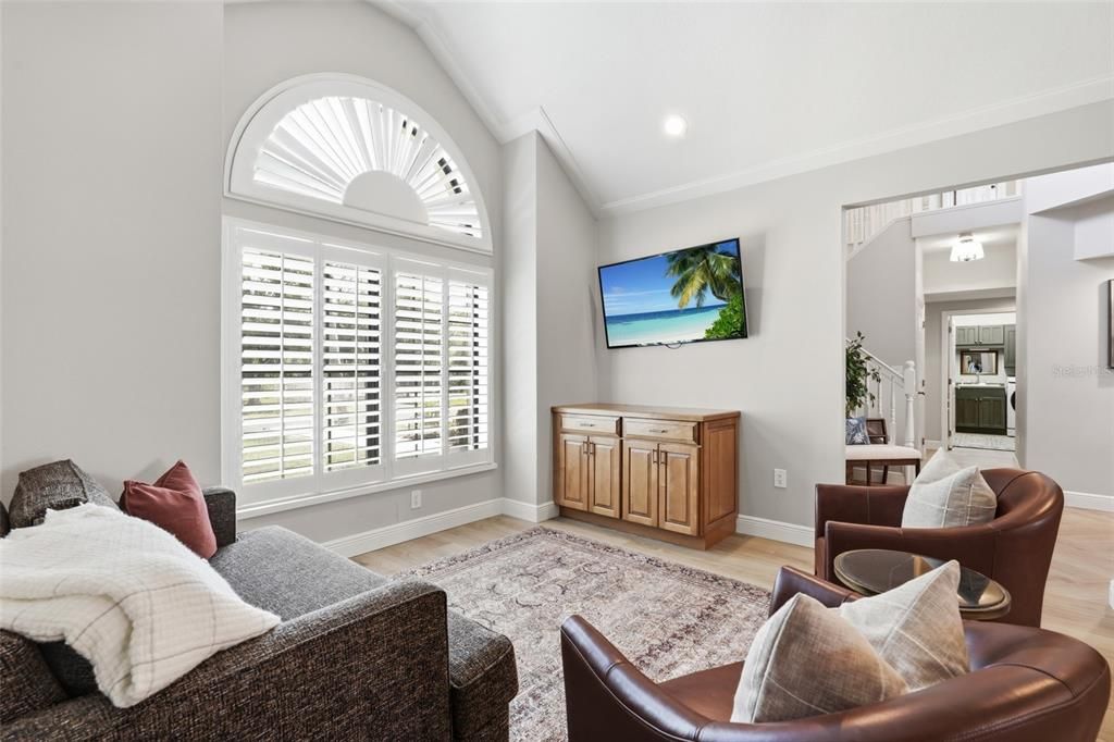 En Venta: $1,290,000 (5 camas, 4 baños, 3338 Pies cuadrados)