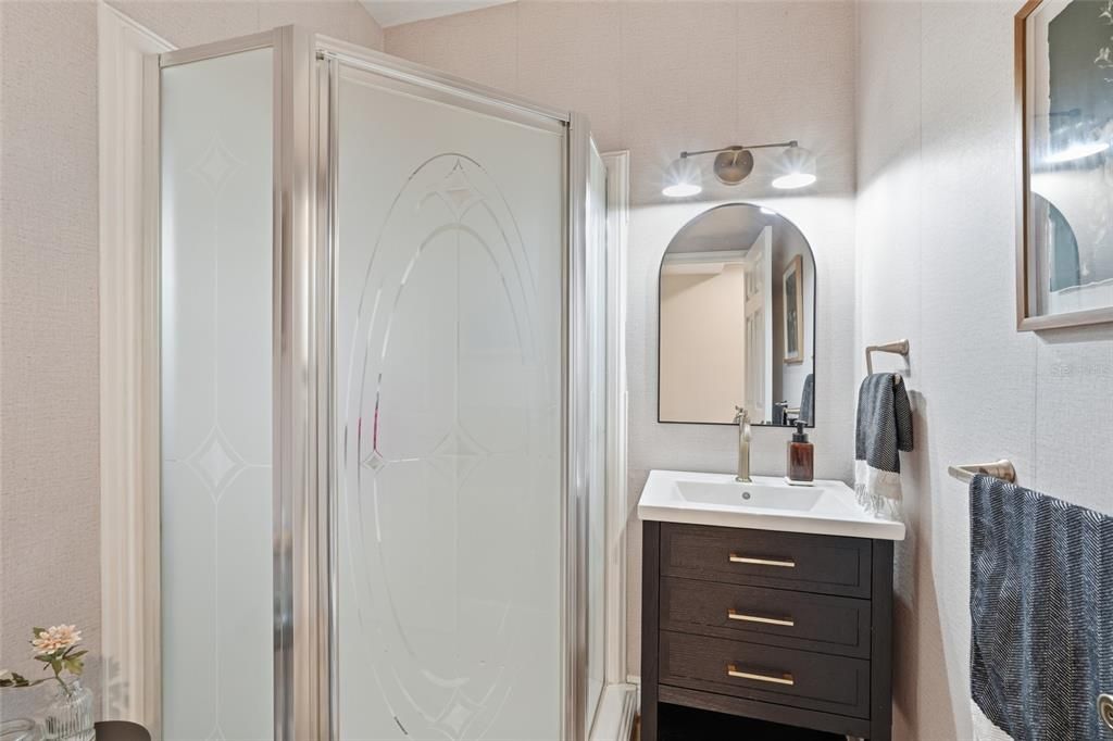 En Venta: $1,290,000 (5 camas, 4 baños, 3338 Pies cuadrados)