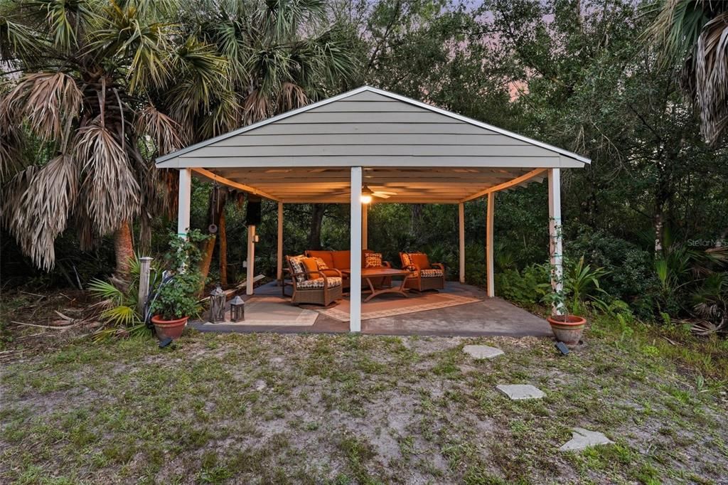 En Venta: $1,290,000 (5 camas, 4 baños, 3338 Pies cuadrados)