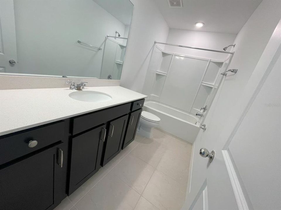 В аренду: $3,300 (4 спален, 3 ванн, 2203 Квадратных фут)