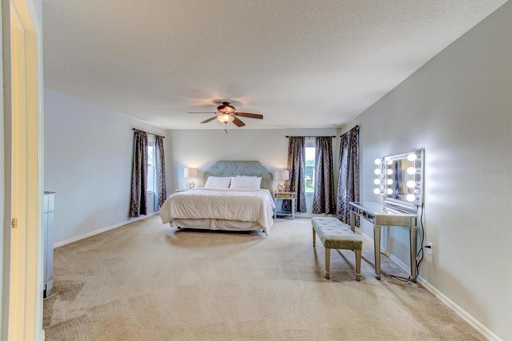 For Sale: $499,000 (3 beds, 2 baths, 2445 Square Feet)