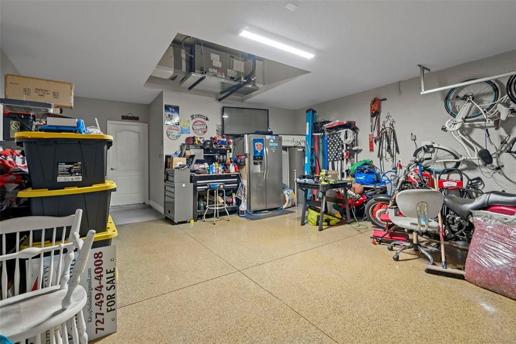 На продажу: $589,999 (3 спален, 2 ванн, 1953 Квадратных фут)