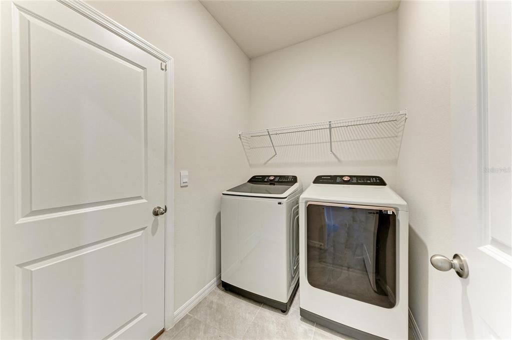 For Rent: $3,000 (4 beds, 2 baths, 2044 Square Feet)
