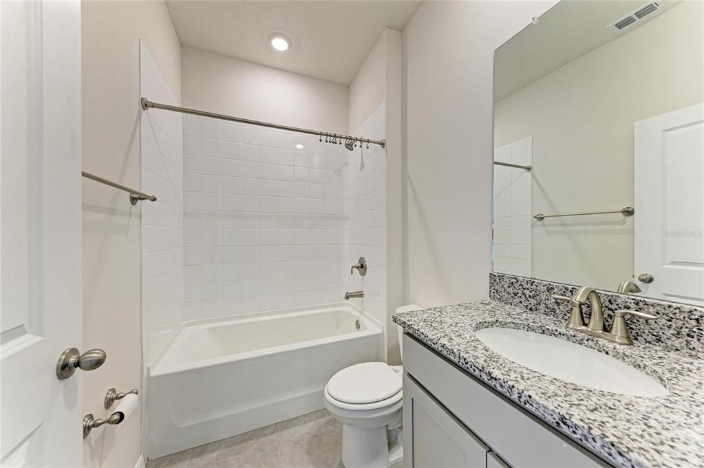 For Rent: $3,000 (4 beds, 2 baths, 2044 Square Feet)