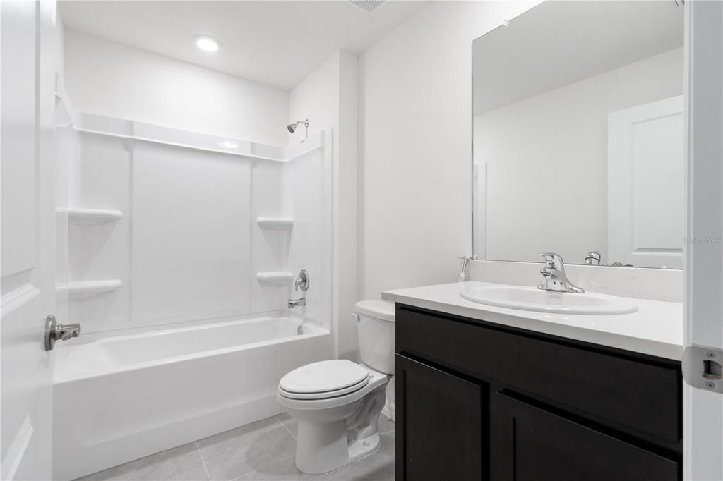En Renta: $1,990 (4 camas, 2 baños, 1827 Pies cuadrados)