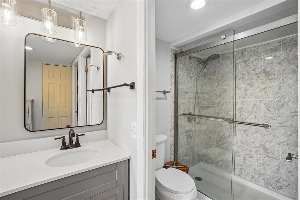 En Venta: $375,000 (2 camas, 2 baños, 1175 Pies cuadrados)