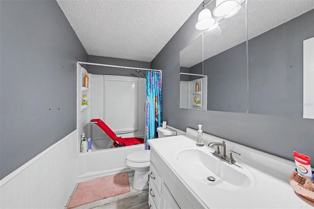 For Sale: $315,000 (4 beds, 3 baths, 2155 Square Feet)