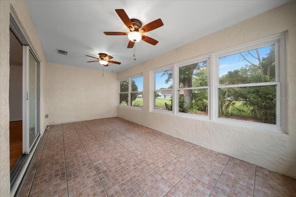En Venta: $145,000 (2 camas, 2 baños, 1403 Pies cuadrados)