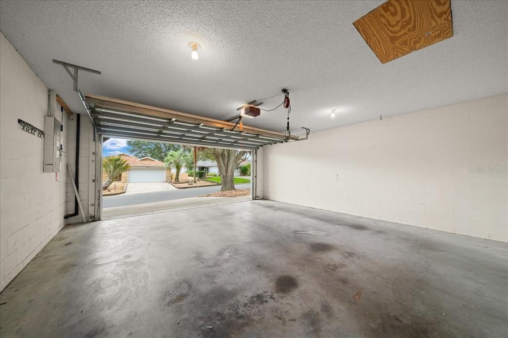 En Venta: $145,000 (2 camas, 2 baños, 1403 Pies cuadrados)