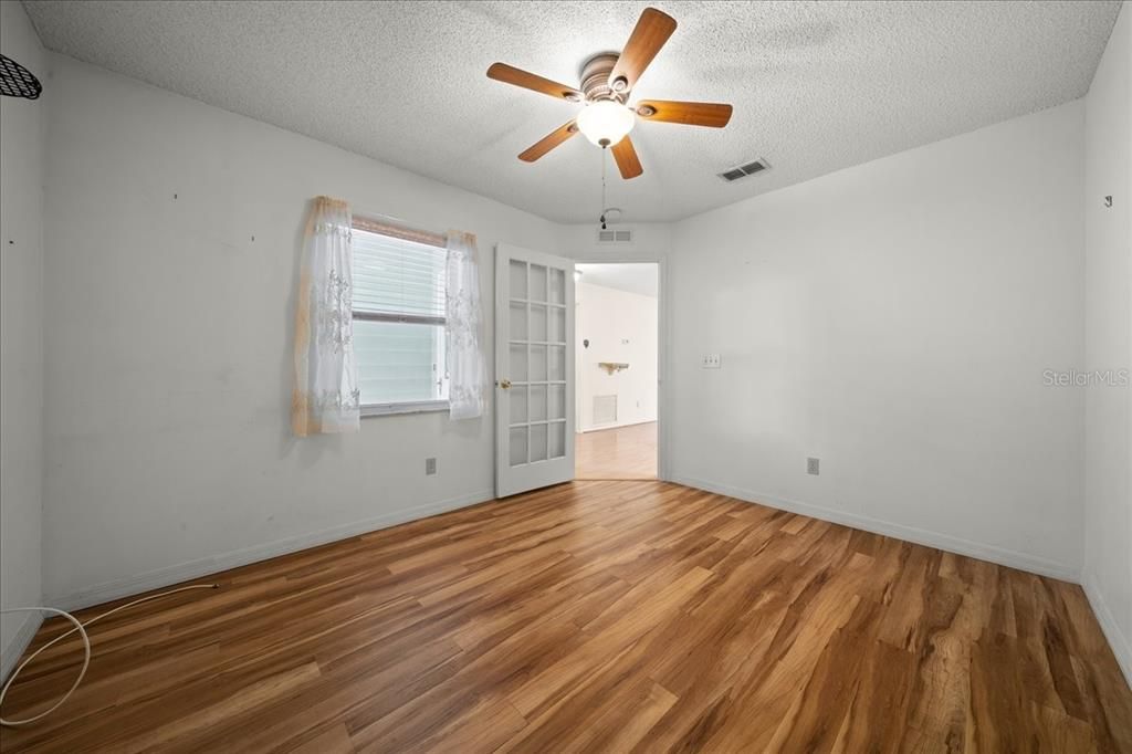 En Venta: $145,000 (2 camas, 2 baños, 1403 Pies cuadrados)