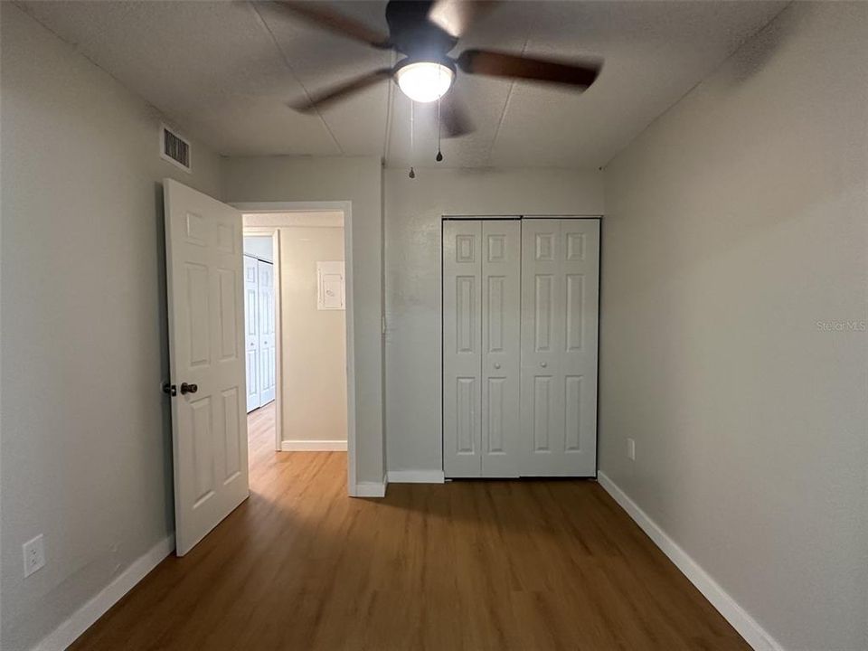 For Sale: $138,900 (2 beds, 2 baths, 761 Square Feet)
