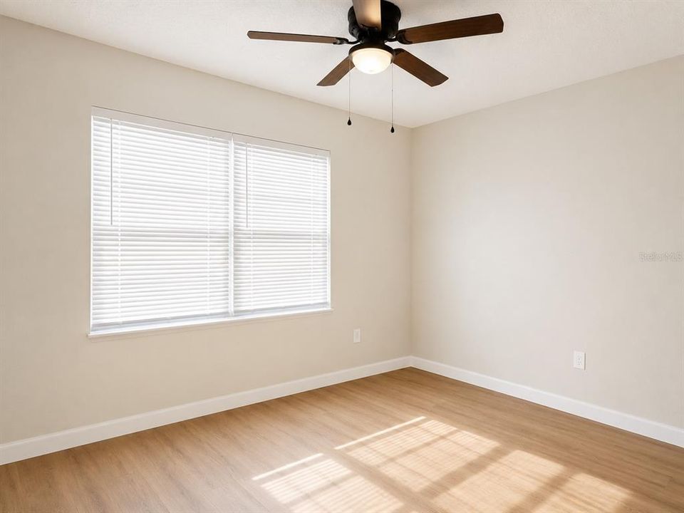 For Sale: $138,900 (2 beds, 2 baths, 761 Square Feet)